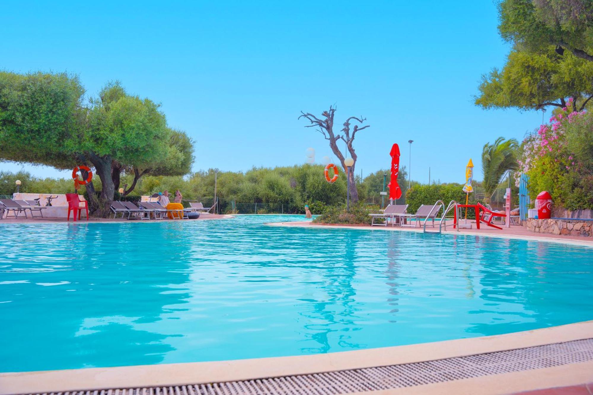 Il Borgo Di Badesi Apart otel Dış mekan fotoğraf